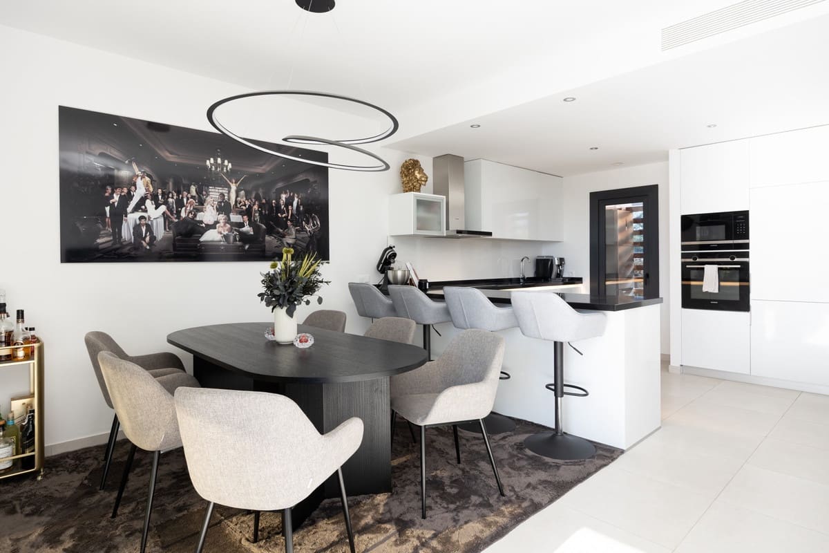 3 sypialnia Dom na sprzedaż w Bel-Air z basenem garażem - 899 000 € (Ref: 9818437)