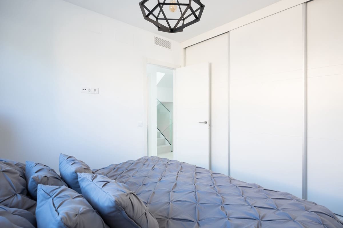 3 sypialnia Dom na sprzedaż w Bel-Air z basenem garażem - 899 000 € (Ref: 9818437)