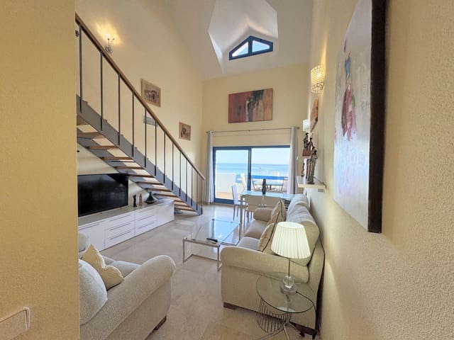 3 soveværelse Penthouse til salg i La Duquesa / Puerto de la Duquesa, Manilva med swimmingpool garage - € 370.000 (Ref: 9818641)