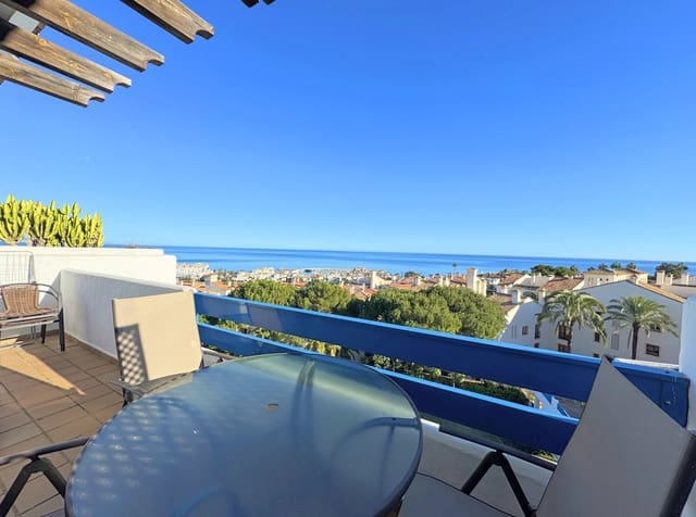 3 soveværelse Penthouse til salg i La Duquesa / Puerto de la Duquesa, Manilva med swimmingpool garage - € 370.000 (Ref: 9818641)