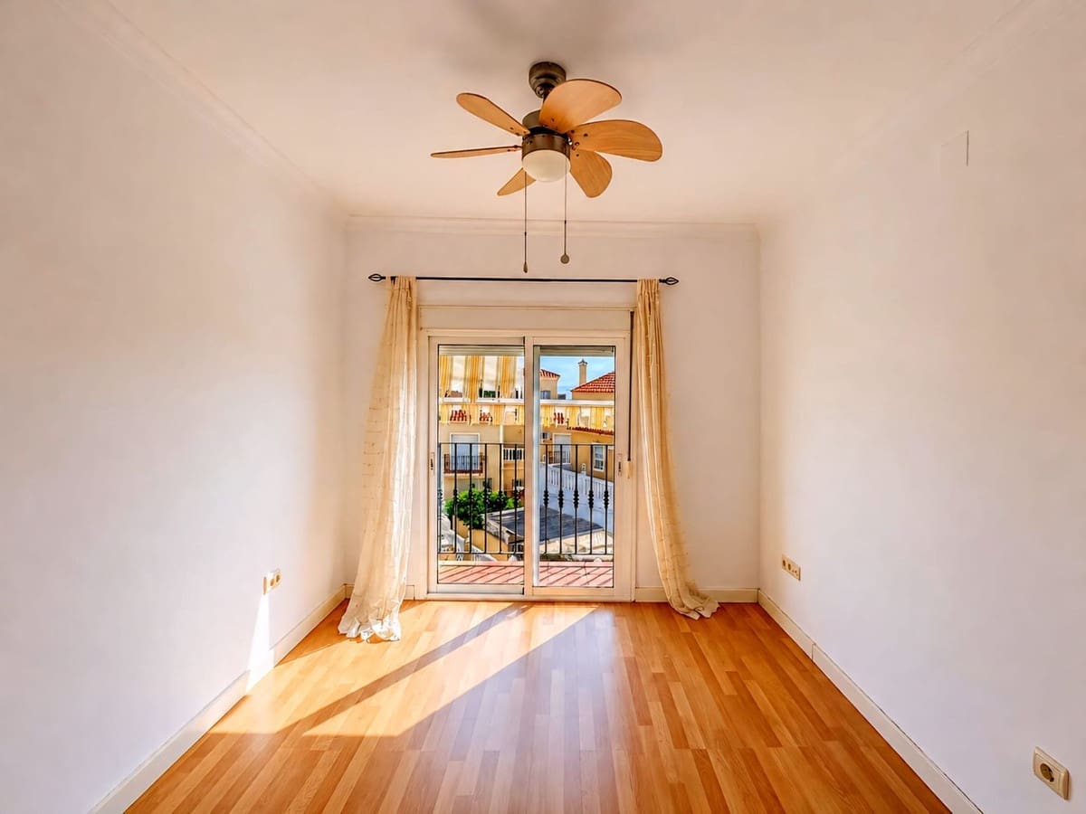3 camera da letto Casa in vendita in Estepona con piscina garage - 499.000 € (Rif: 9821264)