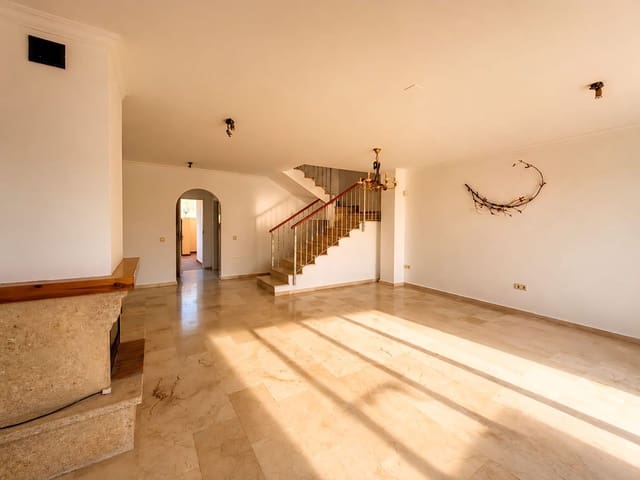 3 chambre Maison de Ville à vendre à Seghers, Estepona avec piscine garage - 499 000 € (Ref: 9821264)