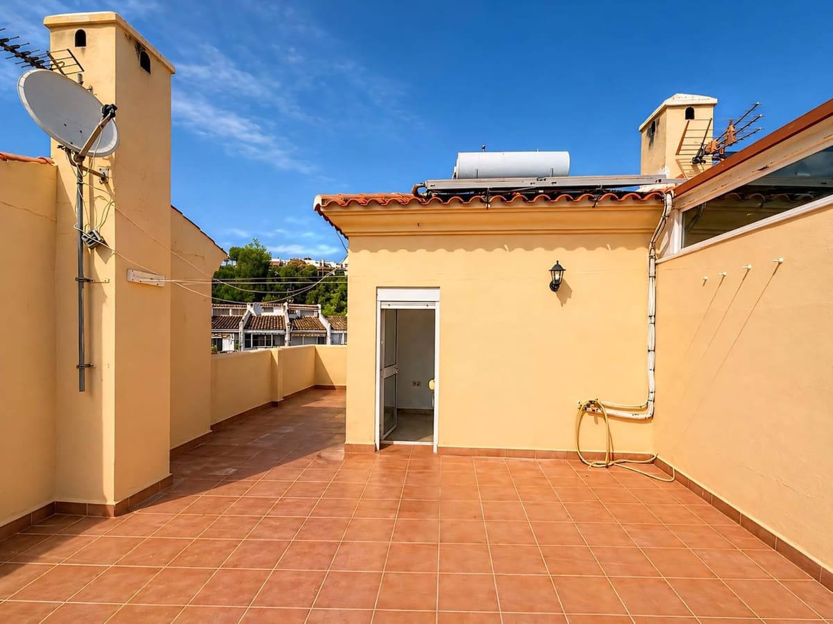 3 camera da letto Casa in vendita in Estepona con piscina garage - 499.000 € (Rif: 9821264)