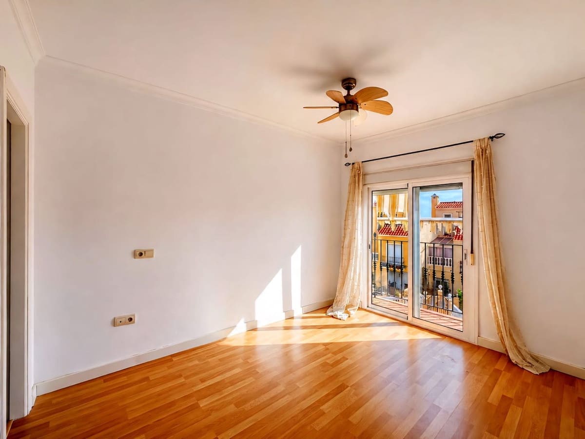 3 camera da letto Casa in vendita in Estepona con piscina garage - 499.000 € (Rif: 9821264)