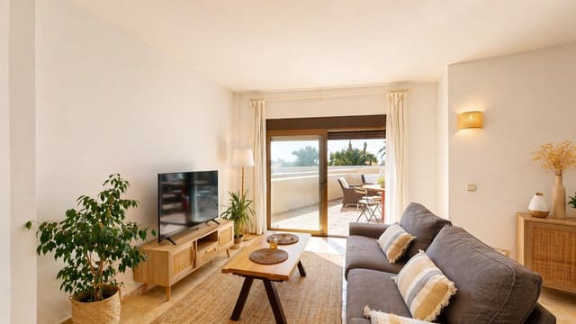 2 bedroom Apartment for sale in Atalaya-Isdabe, Estepona with pool - € 350,000 (Ref: 9821266)