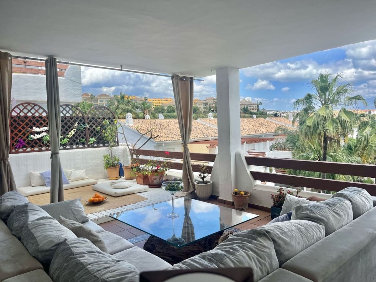 2 bedroom Apartment for sale in New Golden Mile with pool garage - € 349,000 (Ref: 9823482)