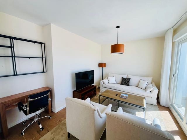 3 soverom Penthouse til salgs i Estepona med svømmebasseng garasje - € 675 000 (Ref: 9825625)