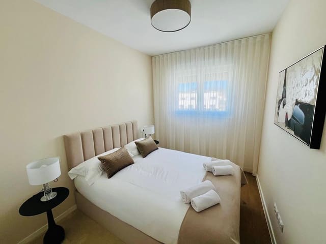 3 soverom Penthouse til salgs i Estepona med svømmebasseng garasje - € 675 000 (Ref: 9825625)