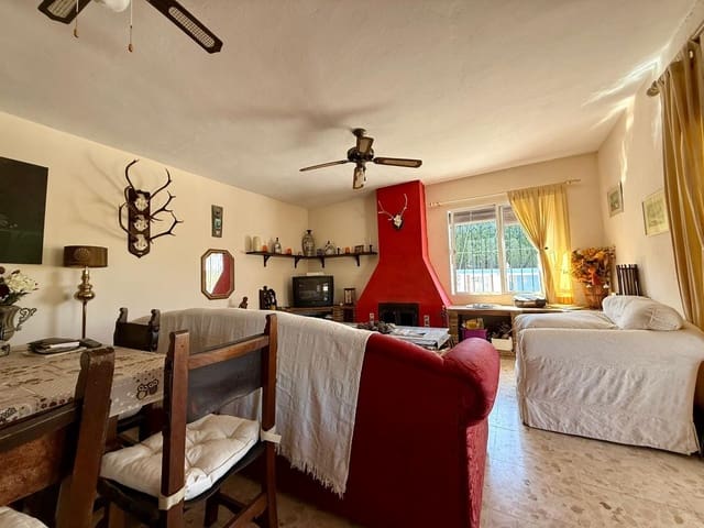 3 soverom Villa til salgs i Estepona med svømmebasseng garasje - € 549 000 (Ref: 9825628)