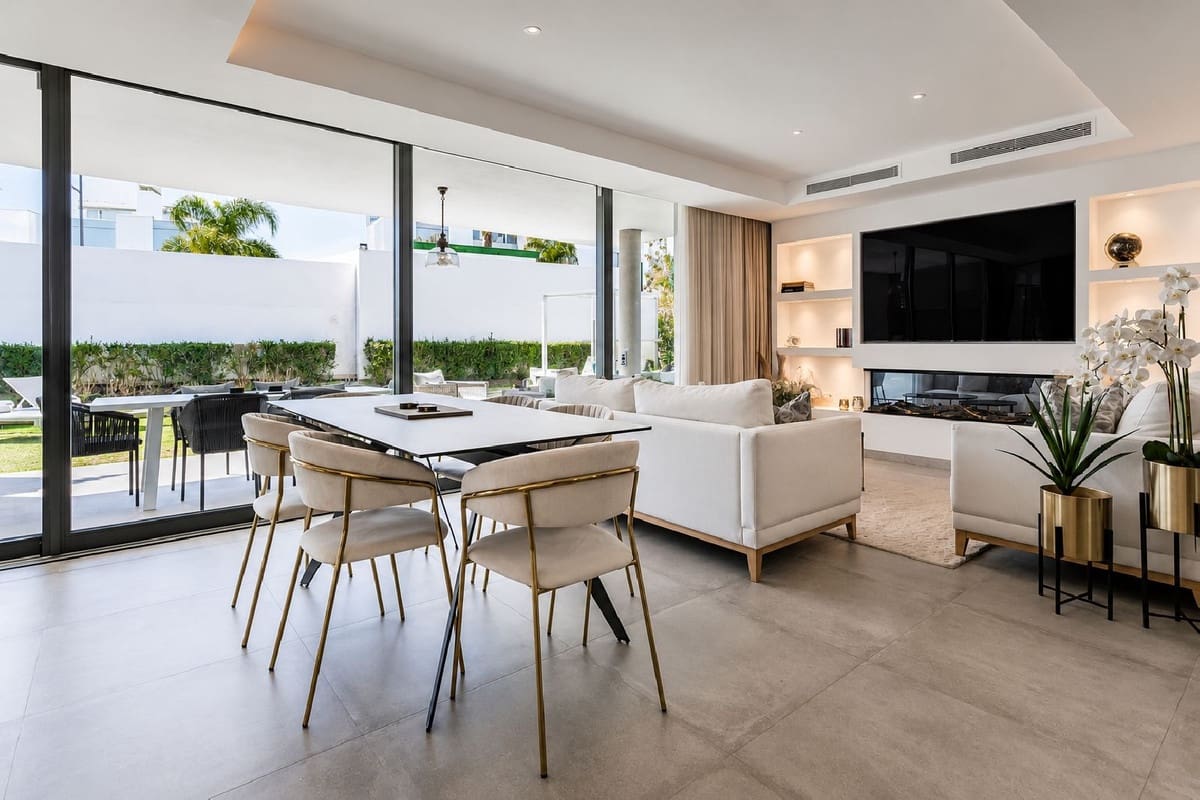 2 bedroom Apartment for sale in New Golden Mile with pool garage - € 515,000 (Ref: 9825629)