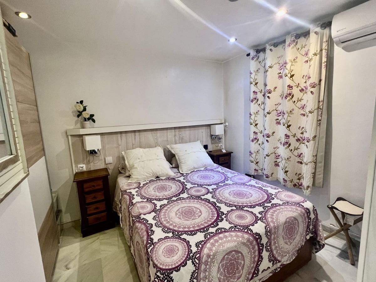 3 chambre Appartement à vendre à Estepona avec piscine - 320 000 € (Ref: 9825632)