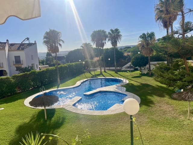 3 chambre Appartement à vendre à Seghers, Estepona avec piscine - 320 000 € (Ref: 9825632)