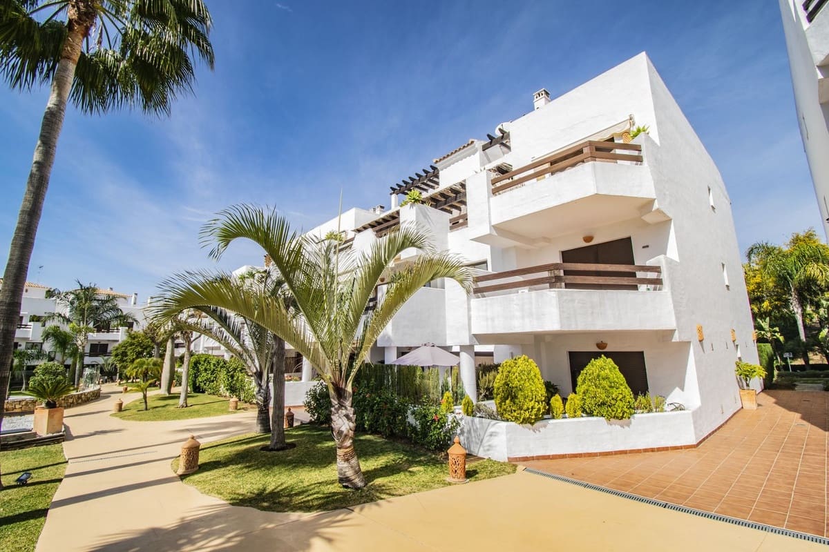 1 chambre Appartement à vendre à Costalita avec piscine garage - 249 000 € (Ref: 9825634)
