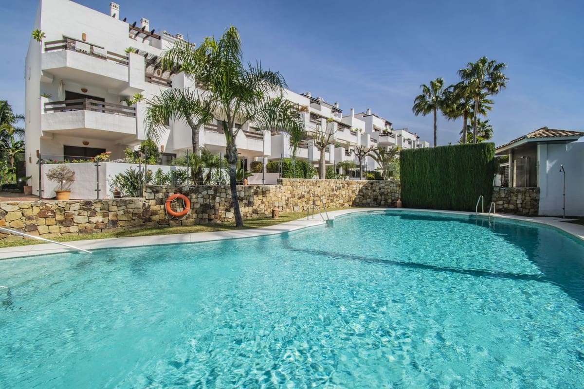 1 chambre Appartement à vendre à Costalita avec piscine garage - 249 000 € (Ref: 9825634)