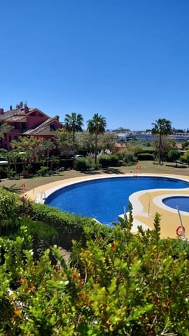 2 sypialnia Apartament na sprzedaż w Estepona z basenem garażem - 412 000 € (Ref: 9826700)
