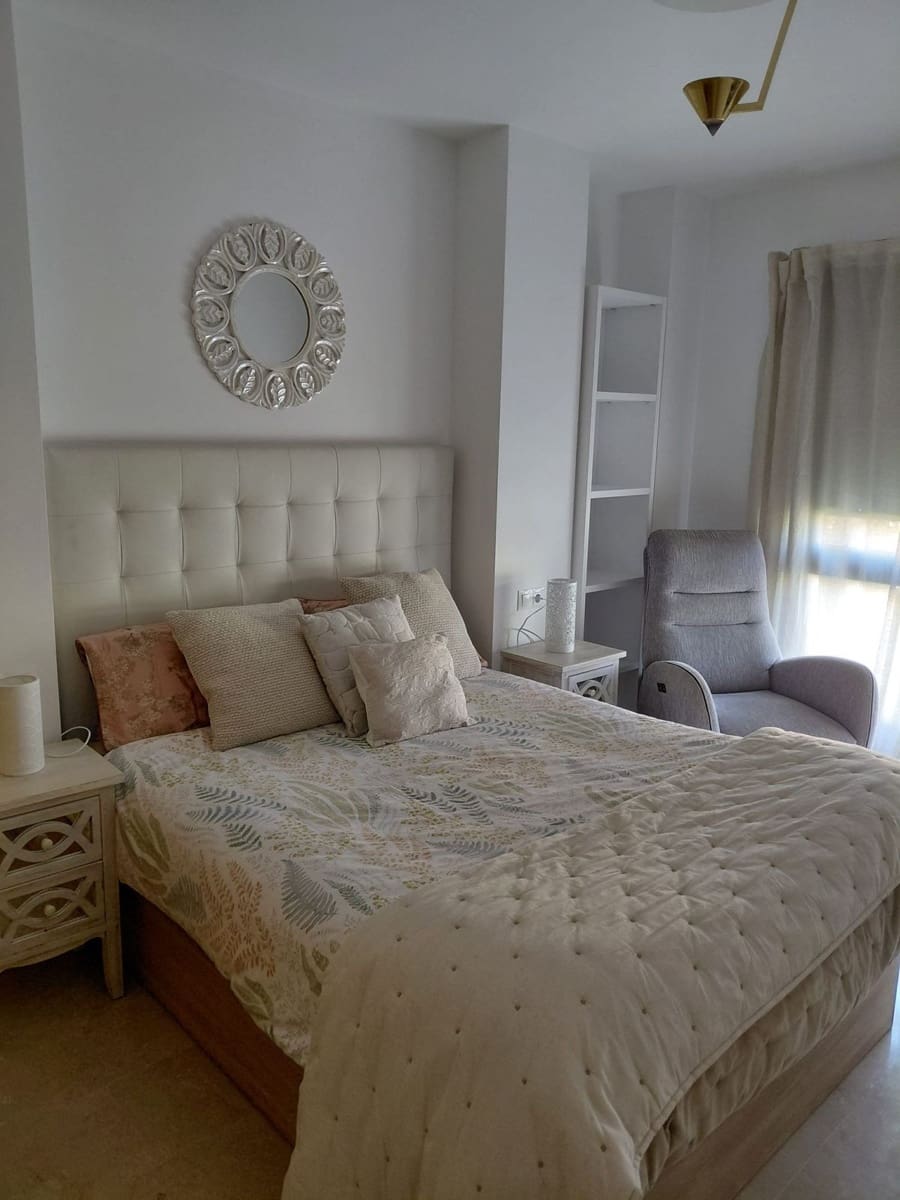2 sypialnia Apartament na sprzedaż w Estepona z basenem garażem - 412 000 € (Ref: 9826700)