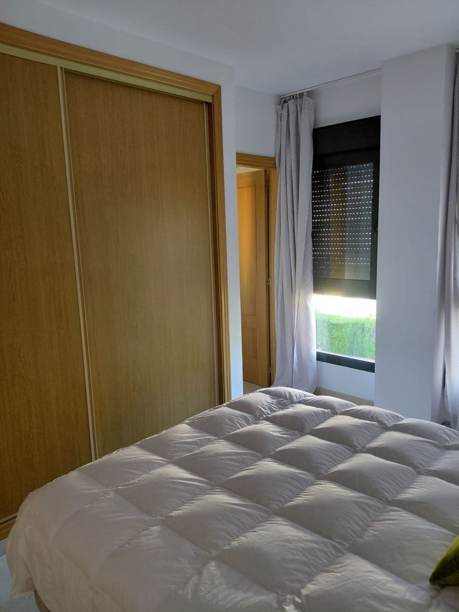 2 sypialnia Apartament na sprzedaż w Estepona z basenem garażem - 412 000 € (Ref: 9826700)