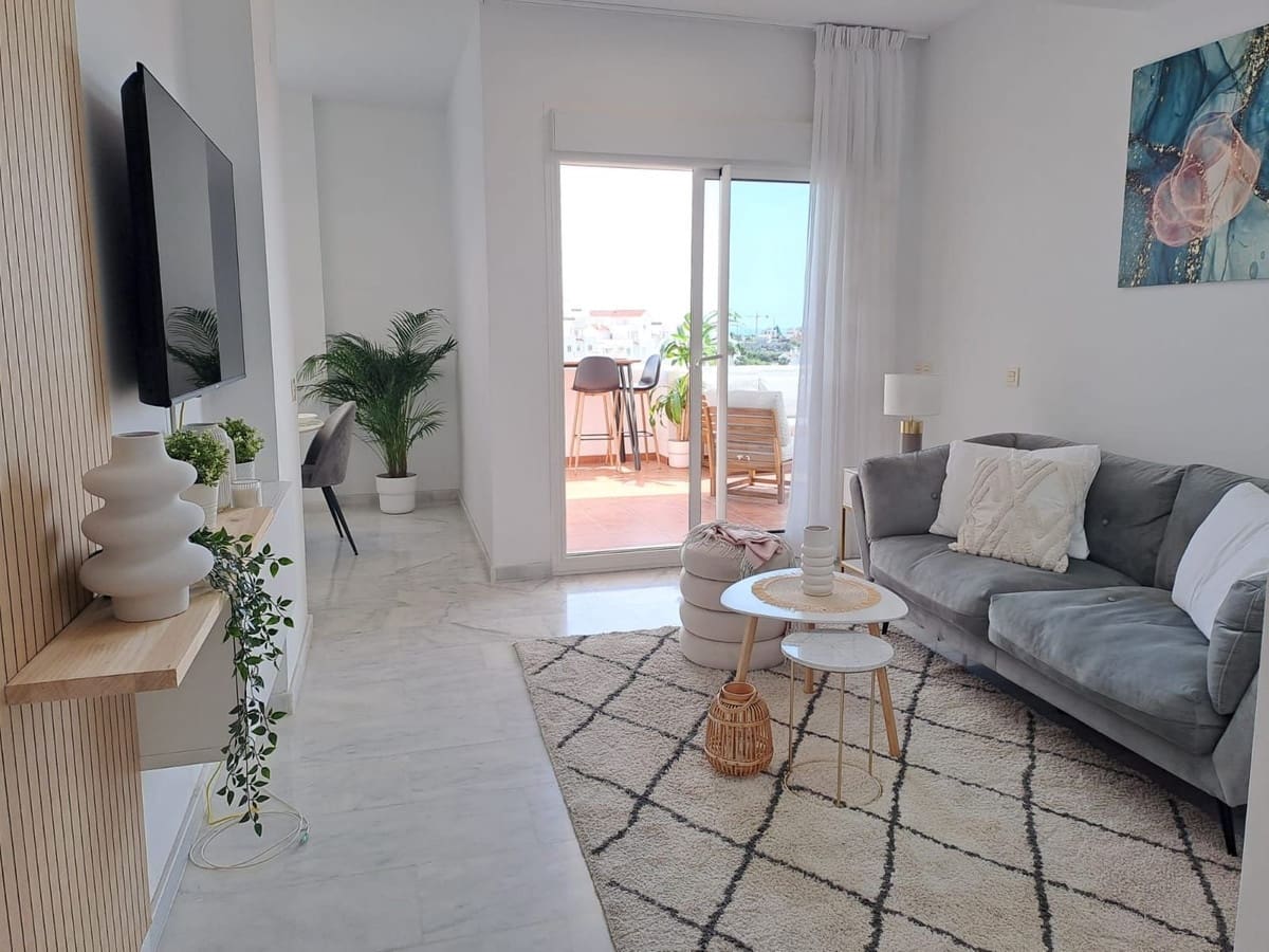 2 sypialnia Apartament na sprzedaż w Estepona z basenem garażem - 320 000 € (Ref: 9826701)