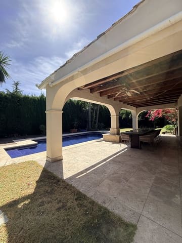 3 chambre Villa/Maison à vendre à Bel-Air, Estepona avec piscine garage - 1 200 000 € (Ref: 9826703)