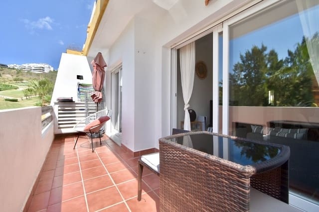 2 chambre Appartement à vendre à La Cala de Mijas, Mijas avec piscine garage - 285 000 € (Ref: 9831924)