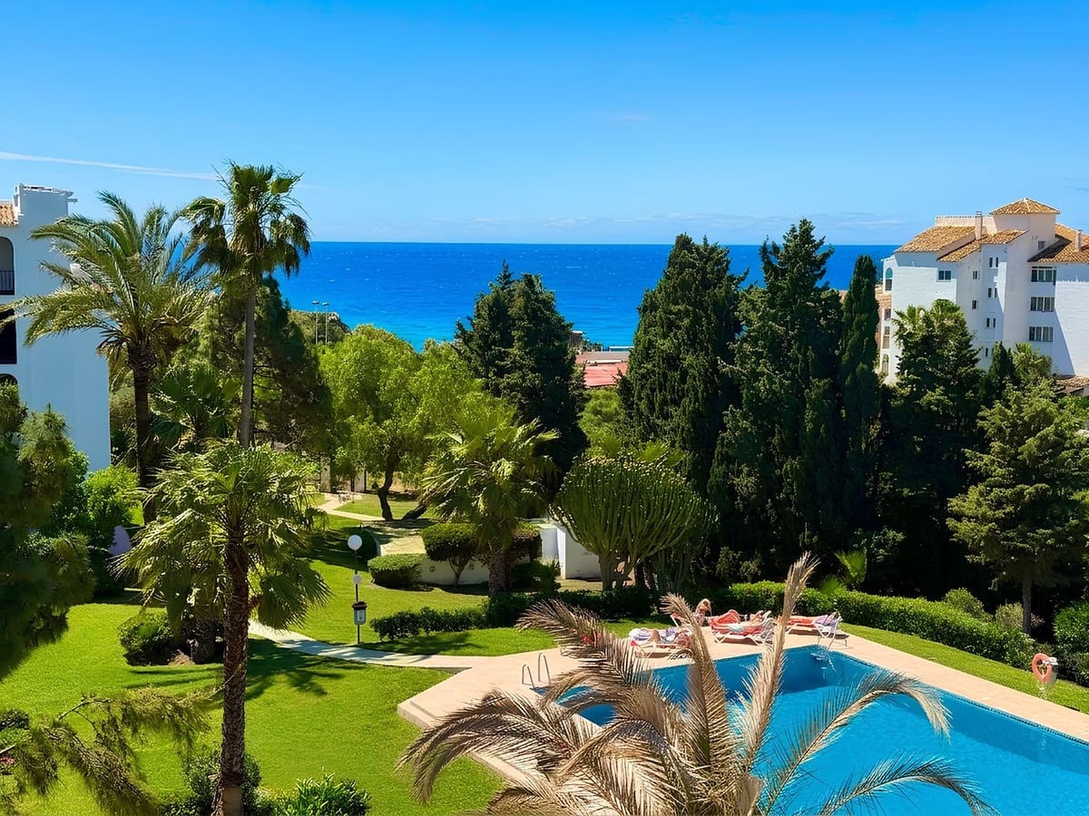 2 bedroom Apartment for sale in Riviera del Sol with pool garage - € 359,000 (Ref: 9832078)