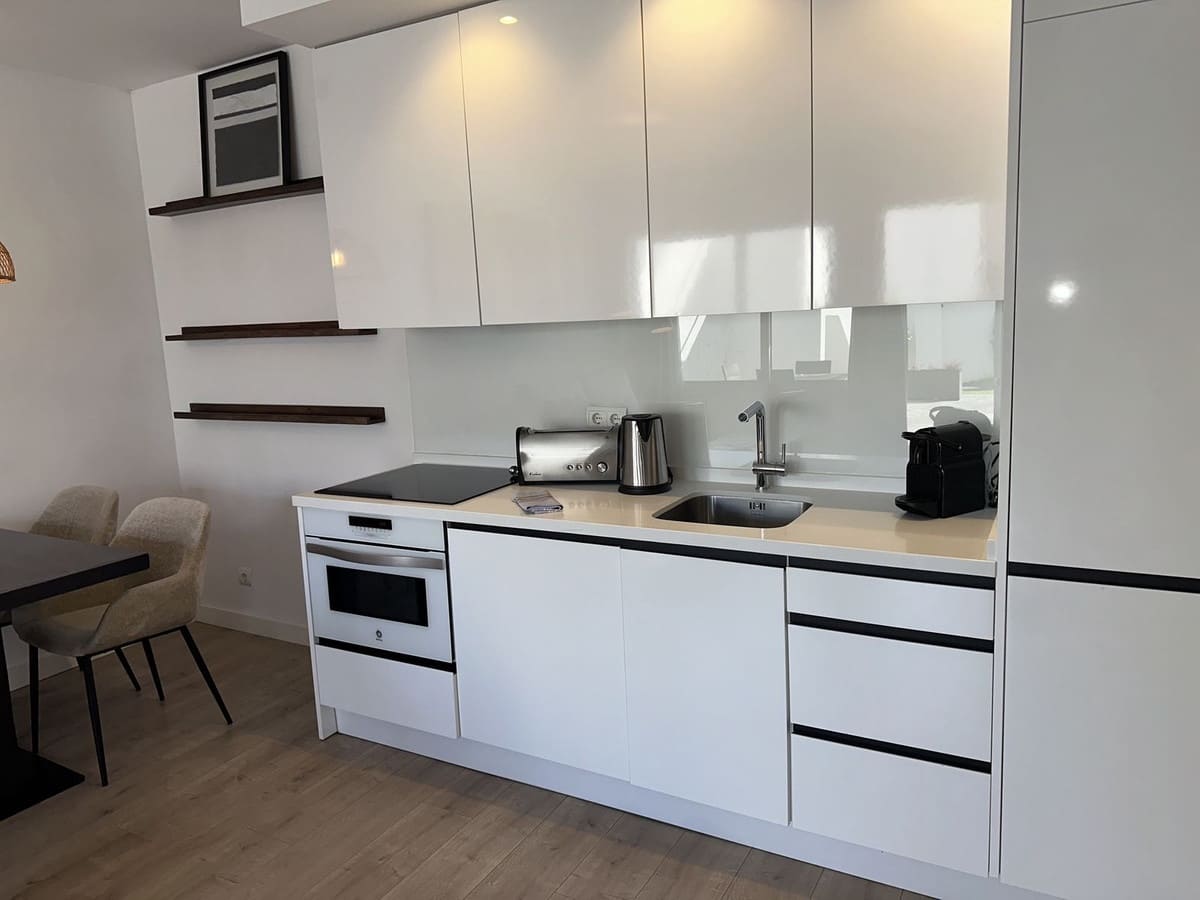 2 bedroom Apartment for sale in Mijas Costa with pool - € 345,000 (Ref: 9832080)