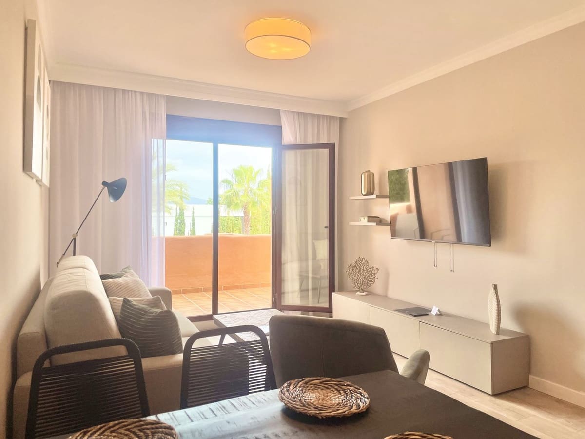 2 soverom Leilighet til salgs i Benahavis med svømmebasseng garasje - € 325 000 (Ref: 9832083)
