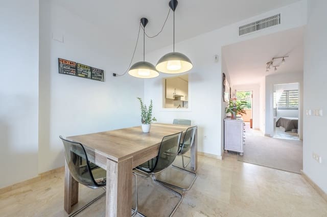 2 soveværelse Penthouse til salg i Manilva med swimmingpool garage - € 295.000 (Ref: 9841345)