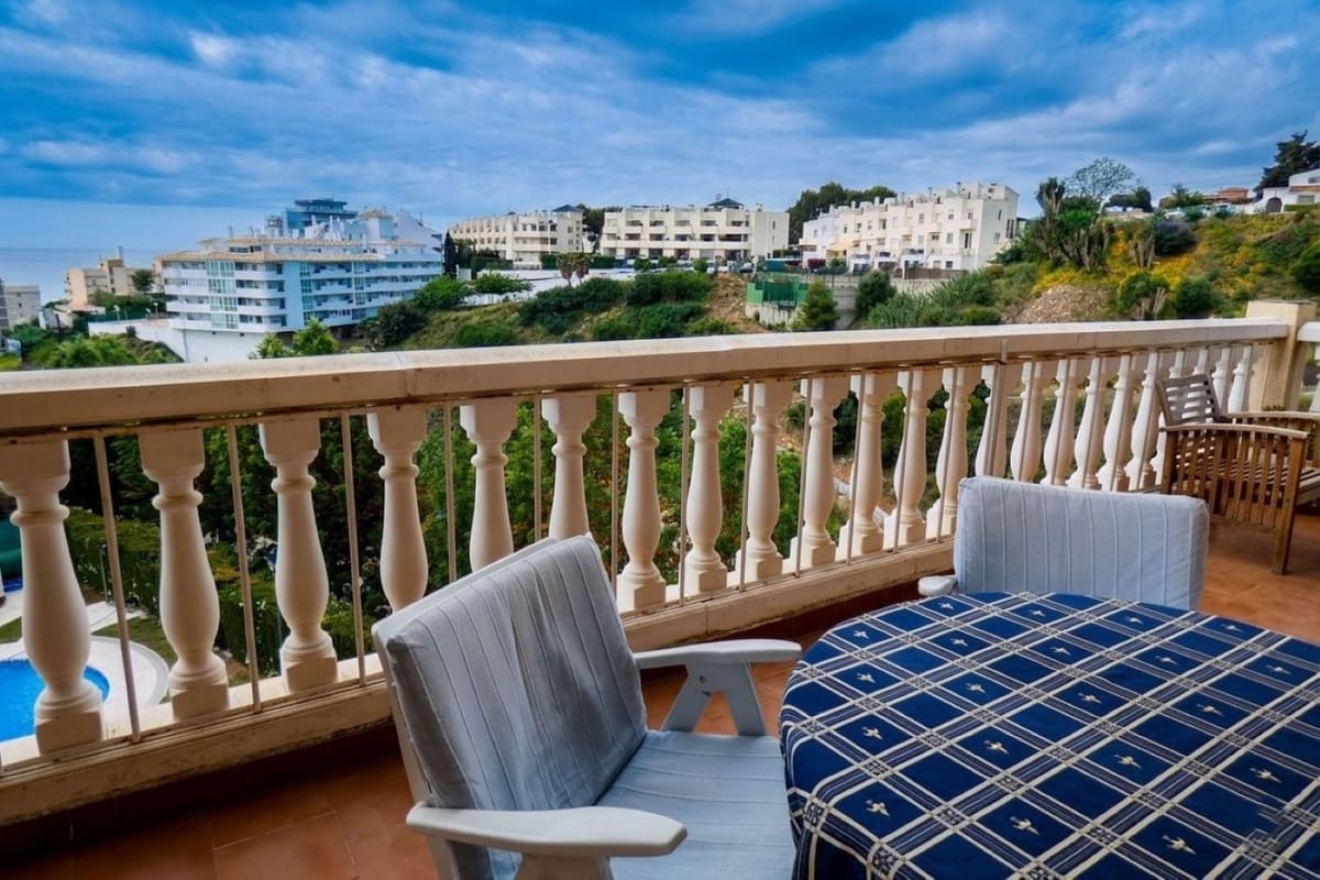 2 soveværelse Lejlighed til salg i Carvajales med swimmingpool garage - € 420.000 (Ref: 9841502)