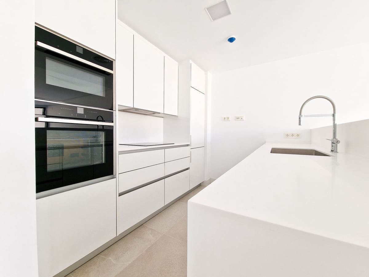 2 Zimmer Apartment zu verkaufen in Artola mit Pool Garage - 690.000 € (Ref: 9844530)