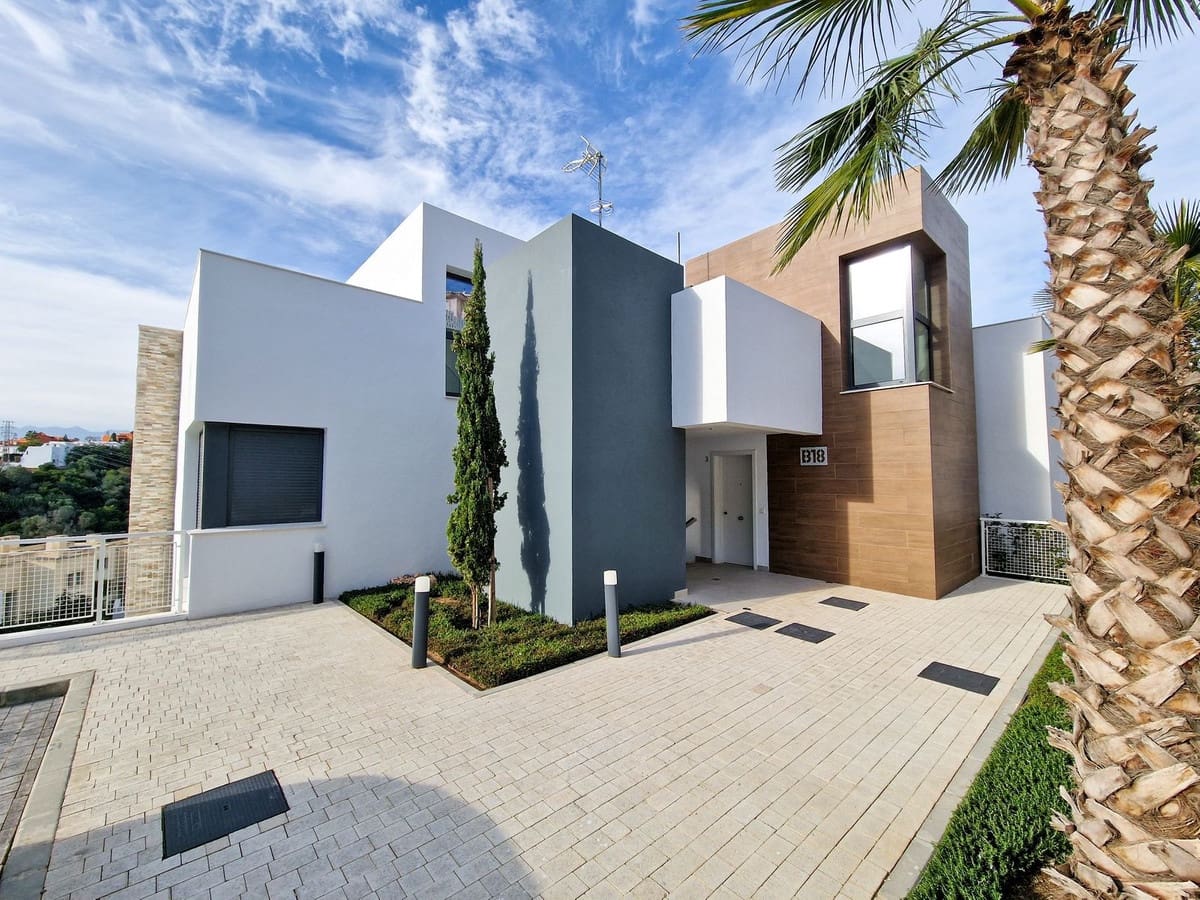 2 Zimmer Apartment zu verkaufen in Artola mit Pool Garage - 690.000 € (Ref: 9844530)