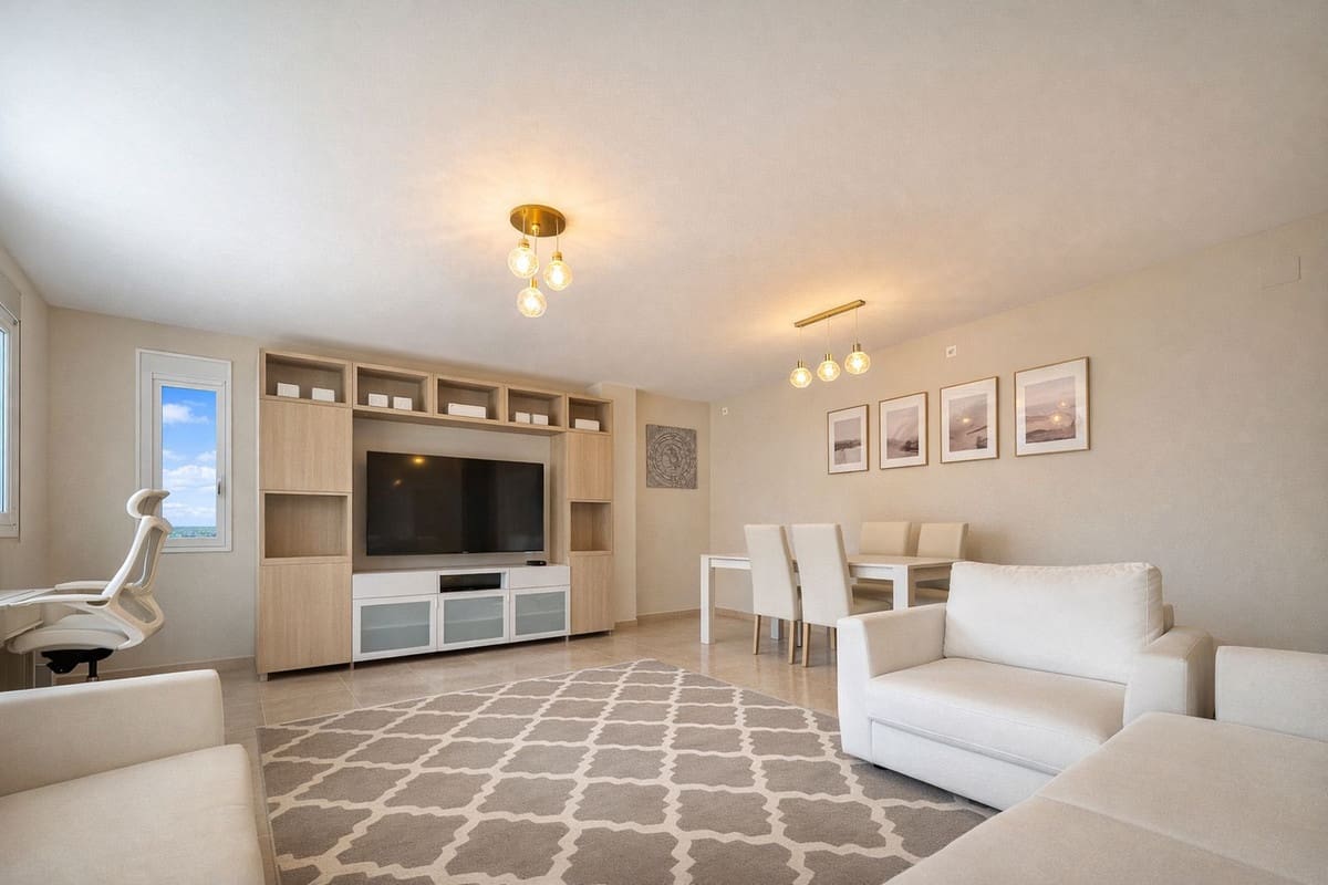 3 soveværelse Lejlighed til salg i Punta de la Chullera med swimmingpool garage - € 359.000 (Ref: 9847778)