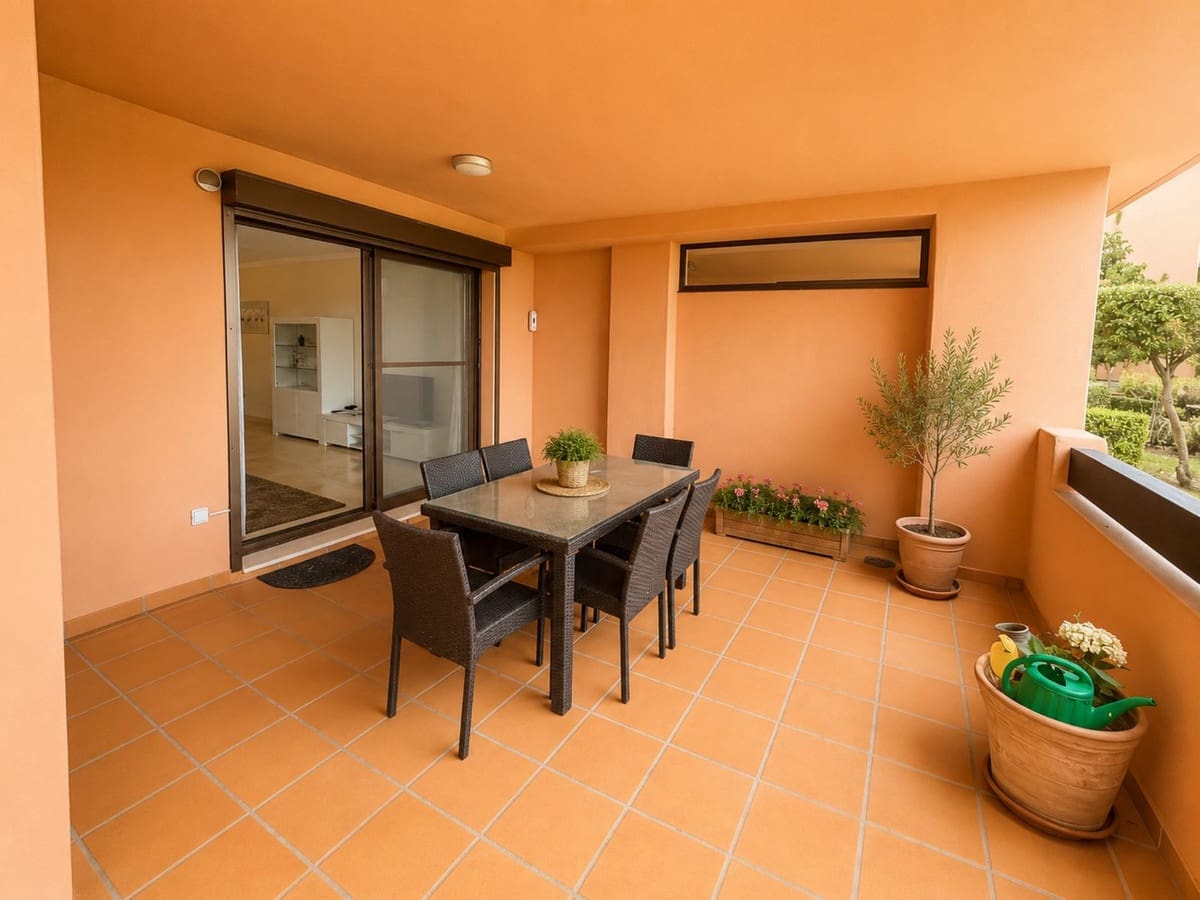 2 bedroom Apartment for sale in Bahia de Casares with pool - € 319,000 (Ref: 9847780)