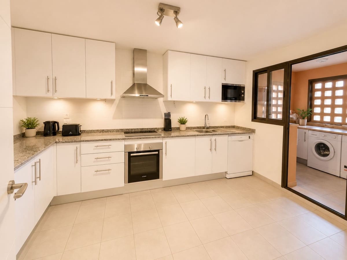2 bedroom Apartment for sale in Bahia de Casares with pool - € 319,000 (Ref: 9847780)