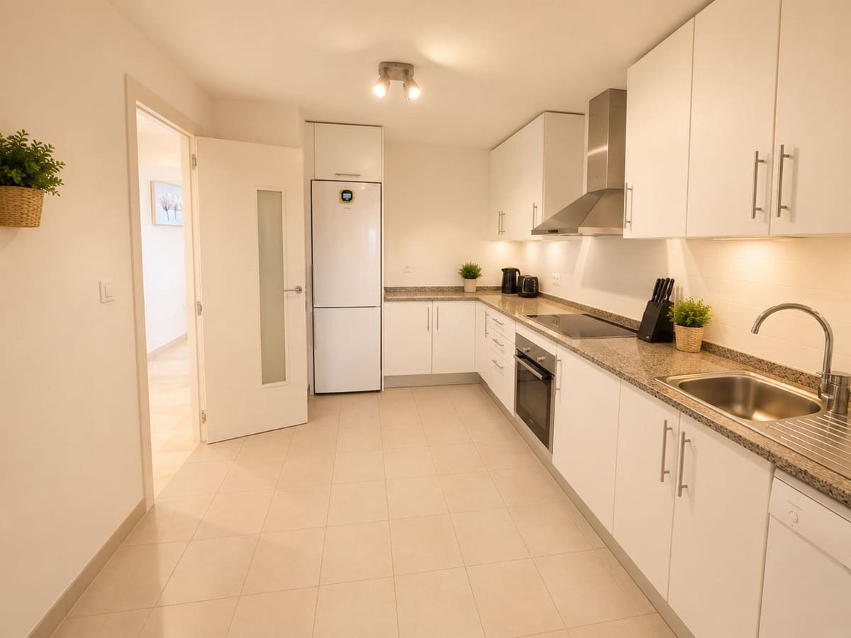 2 bedroom Apartment for sale in Bahia de Casares with pool - € 319,000 (Ref: 9847780)