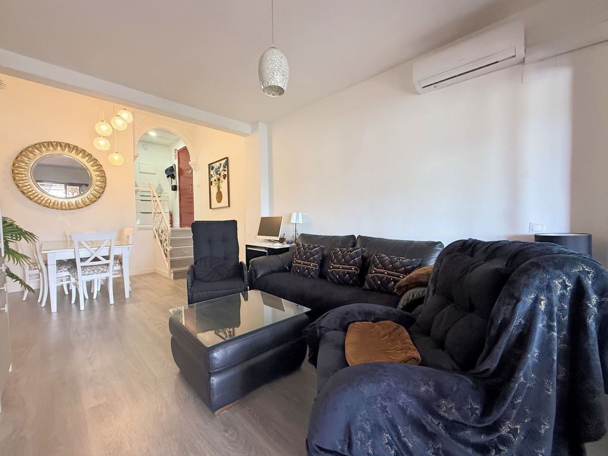2 bedroom Apartment for sale in Bahia de Casares with pool - € 360,000 (Ref: 9848268)