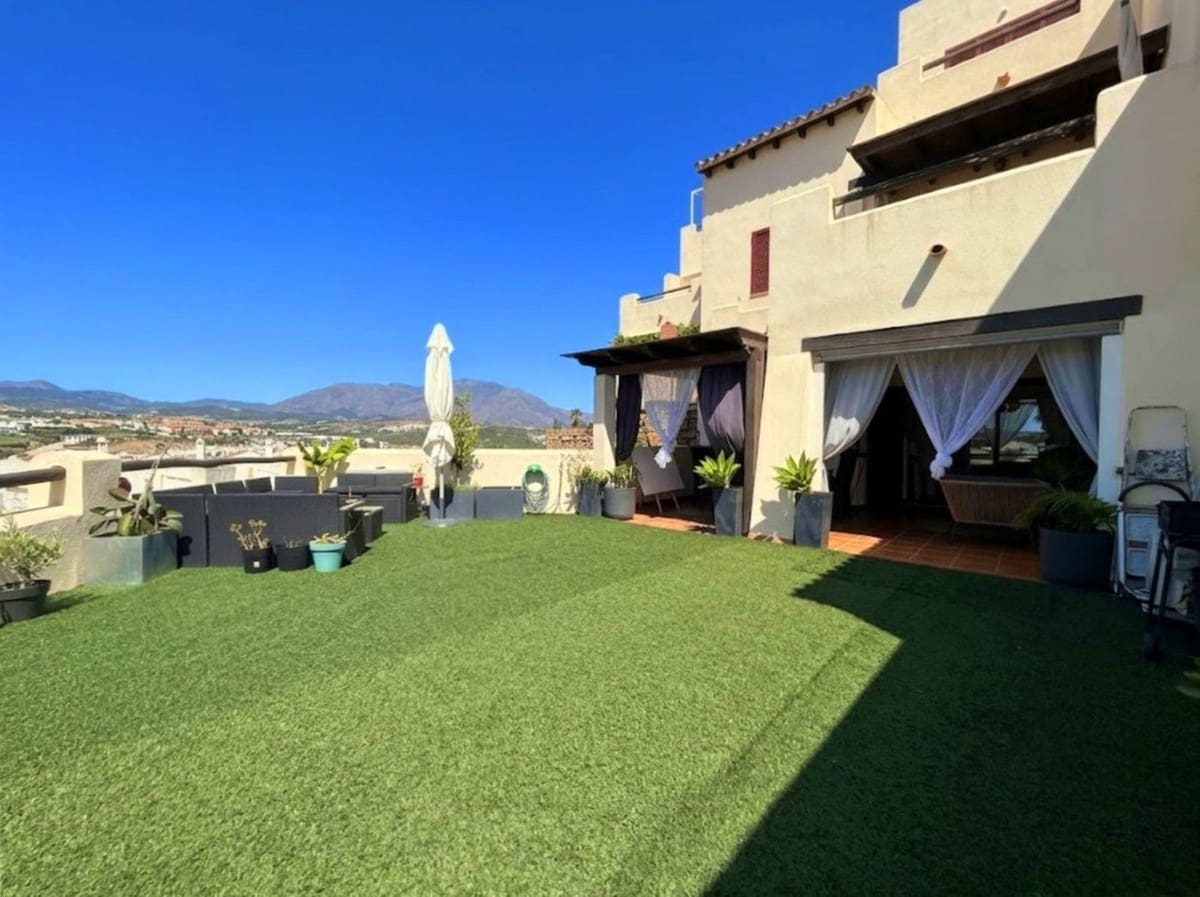 2 bedroom Apartment for sale in Bahia de Casares with pool - € 360,000 (Ref: 9848268)