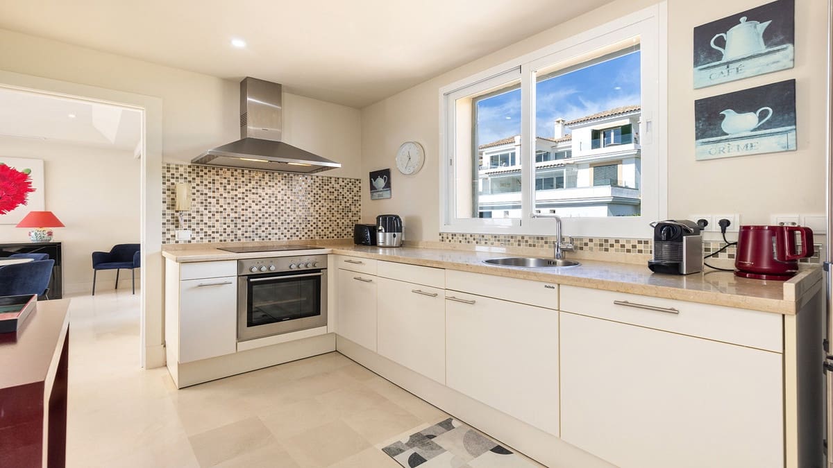 3 soverom Penthouse til salgs i Casares med svømmebasseng garasje - € 650 000 (Ref: 9849971)