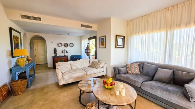 3 soveværelse Penthouse til salg i La Duquesa / Puerto de la Duquesa, Manilva med swimmingpool garage - € 529.000 (Ref: 9849972)