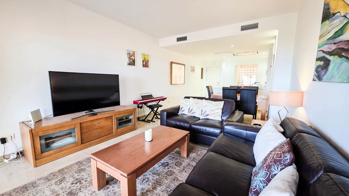 3 chambre Appartement à vendre à La Duquesa / Puerto de la Duquesa avec piscine garage - 395 000 € (Ref: 9849974)