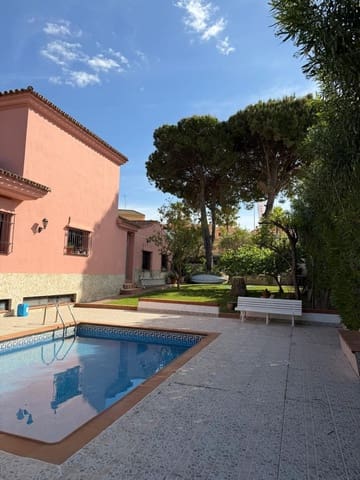 4 bedroom Villa for sale in Bahia de Casares, Casares with pool garage - € 3,200,000 (Ref: 9849975)