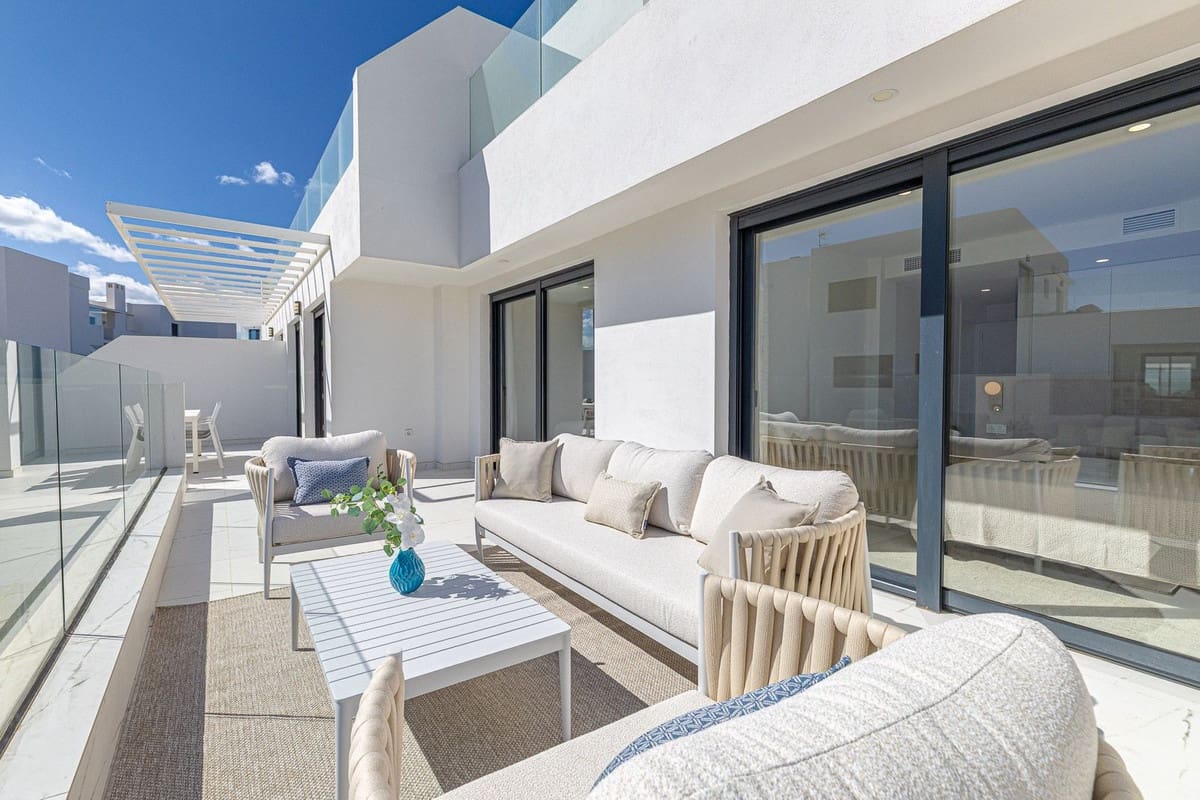 2 bedroom Apartment for sale in Bahia de Casares with pool garage - € 497,000 (Ref: 9849976)