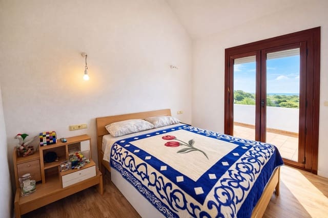 2 bedroom Townhouse for sale in Bahia de Casares, Casares with pool - € 479,000 (Ref: 9849978)