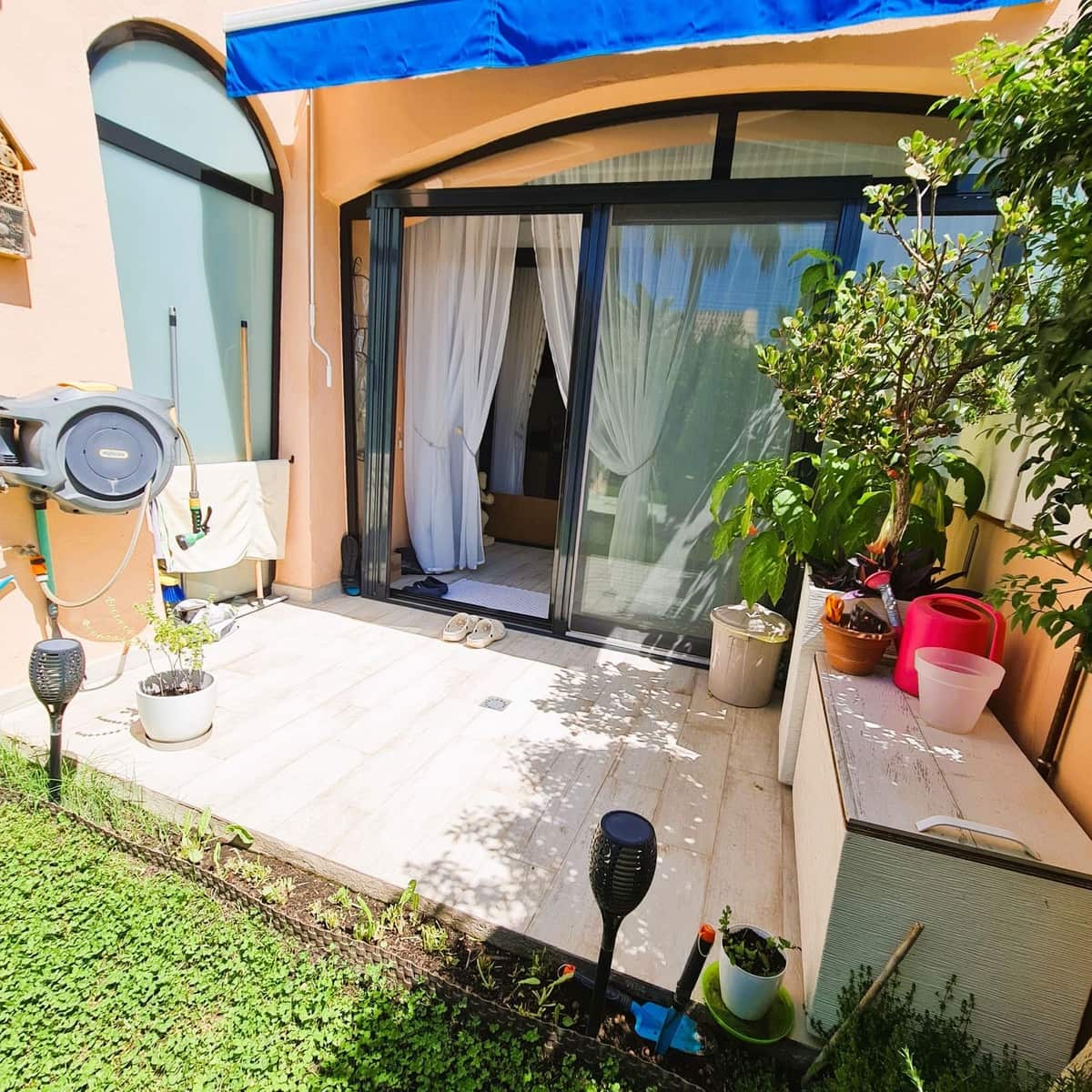 2 bedroom Apartment for sale in Calahonda with pool garage - € 330,000 (Ref: 9861150)