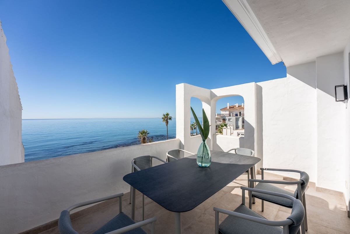 2 quarto Penthouse para venda em Calahonda com piscina garagem - 1 300 000 € (Ref: 9870381)