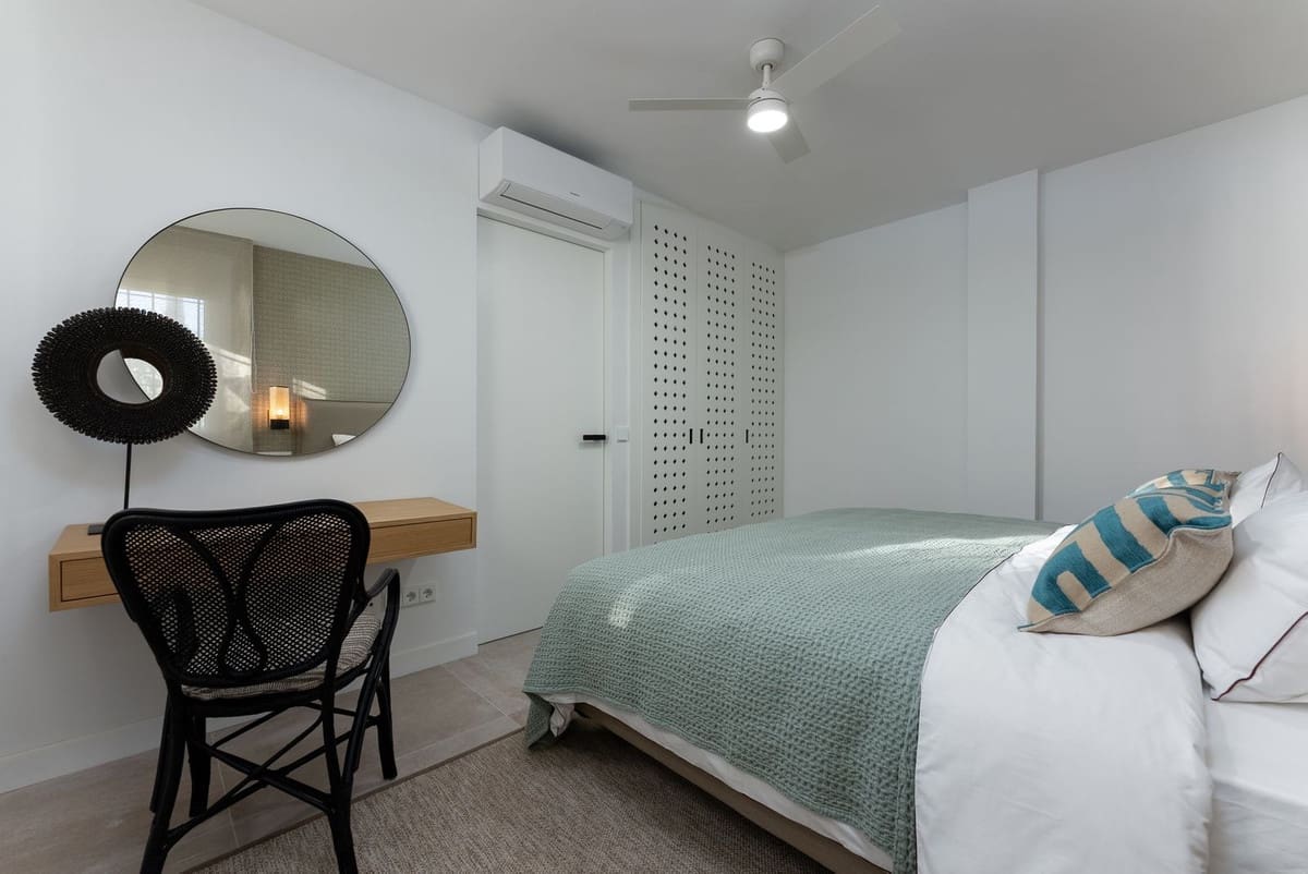 2 quarto Penthouse para venda em Calahonda com piscina garagem - 1 300 000 € (Ref: 9870381)
