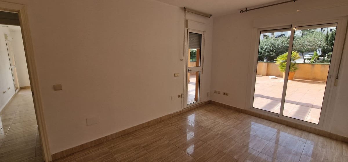 1 bedroom Apartment for sale in San Luis de Sabinillas with pool - € 247,000 (Ref: 9872470)