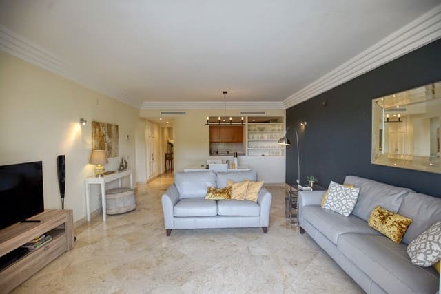 3 soverom Leilighet til salgs i Bahia de Casares, Casares med svømmebasseng garasje - € 375 000 (Ref: 9874319)