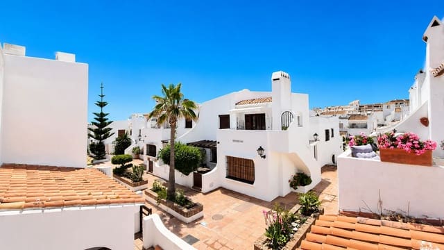 2 makuuhuone Huoneisto myytävänä paikassa La Duquesa / Puerto de la Duquesa, Manilva mukana 
autotalli - 335 000 € (Ref: 9874320)