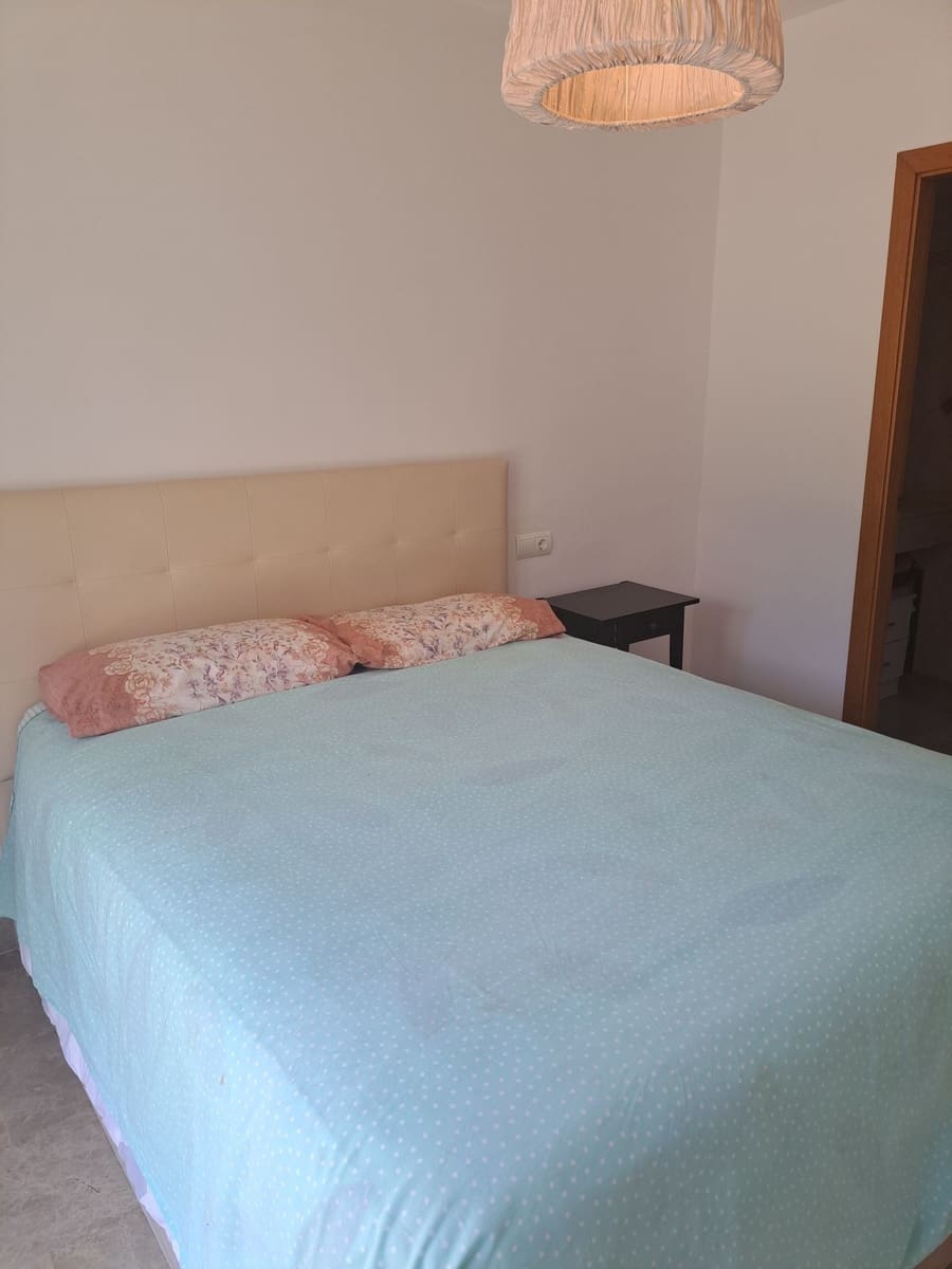 1 slaapkamer Appartement te koop in New Golden Mile met zwembad garage - € 299.000 (Ref: 9877193)
